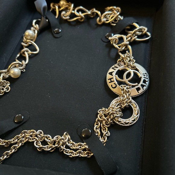 Chanel Metal Pearl Chain Paris Necklace - Picture 4 of 8
